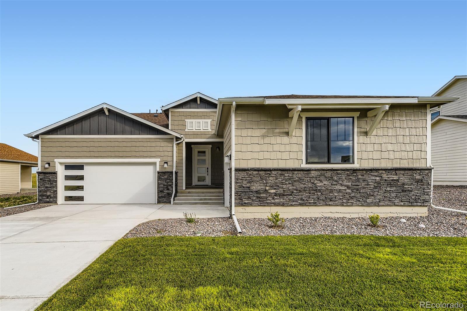 42979 Colonial Trail Elizabeth, CO 80107 - Photo 2 of 32