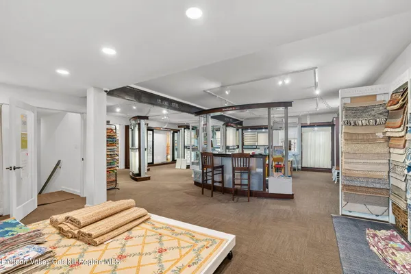 $1,799,000 | 661-667 Highway 28, Kingston, NY 12401