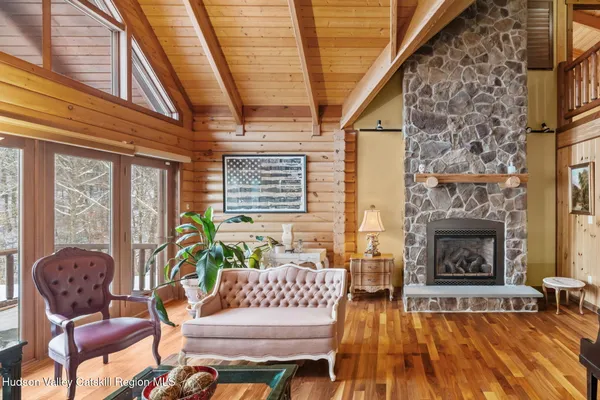 $1,799,000 | 661-667 Highway 28, Kingston, NY 12401