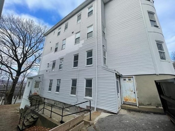 65 Merrifield Street Worcester, MA 01605 - Photo 17 of 17 Gallery Image 17