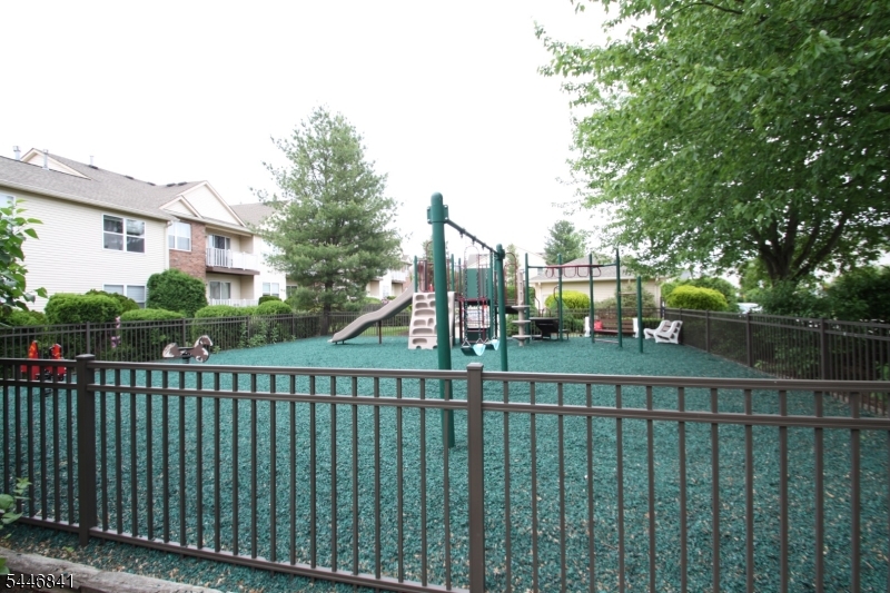 27 Gracie Road East Hanover, NJ 07936 - Photo 17 of 17