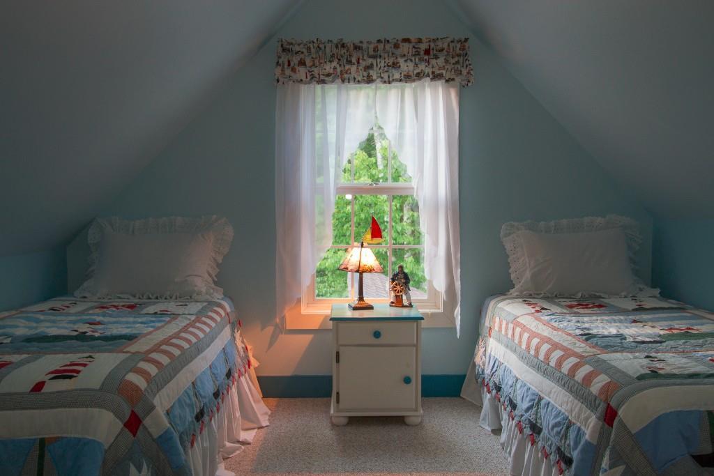 7 Reed's Road Seal Cove, ME 04674 - Photo 23 of 32 2nd floor bedroom