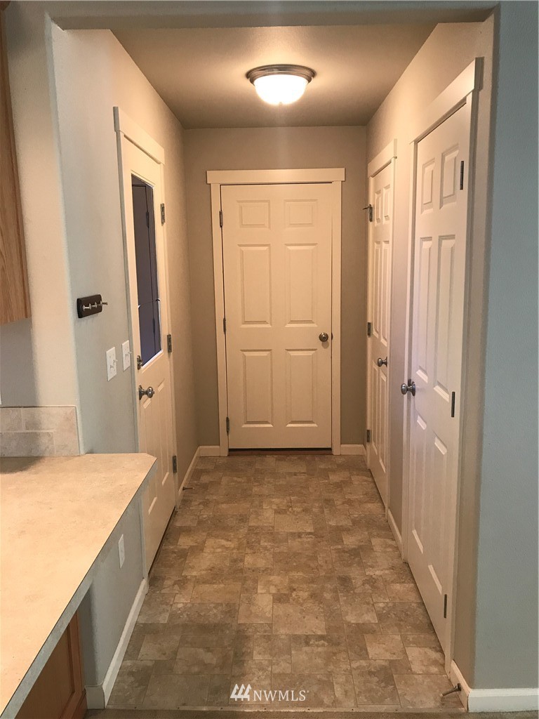 7008 Axis Street Southeast Lacey, WA 98513 - Photo 7 of 25