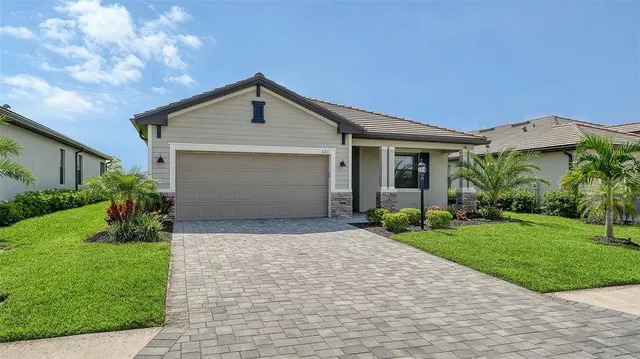 $470,000 | 5211 Marina Basin Court, Bradenton, FL 34211