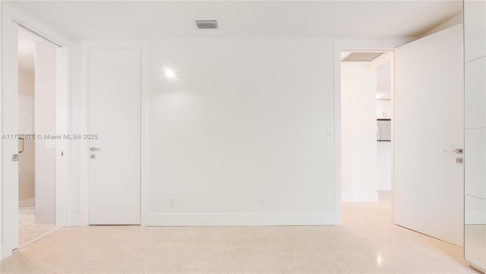 4512 Sea Grape Drive, Unit E2 Lauderdale-by-the-Sea, FL 33308 - Photo 21 of 38