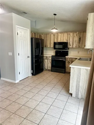 $239,000 | 6066 Southeast 122nd Lane, Belleview, FL 34420