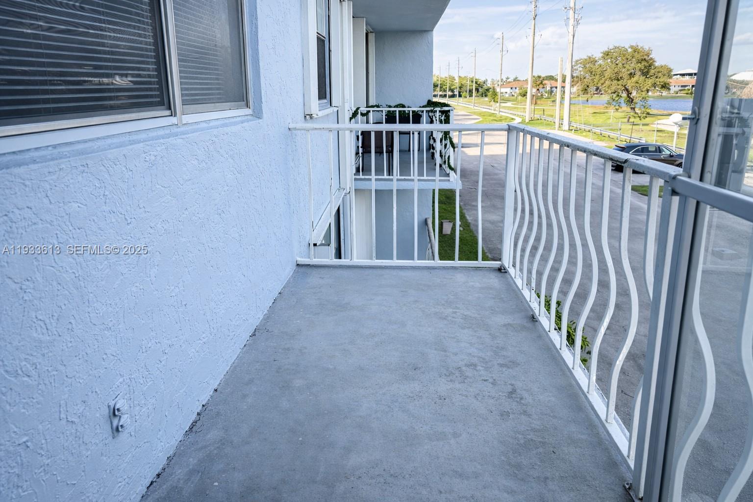 470 Executive Center Drive, Unit 2D West Palm Beach, FL 33401 - Photo 10 of 16