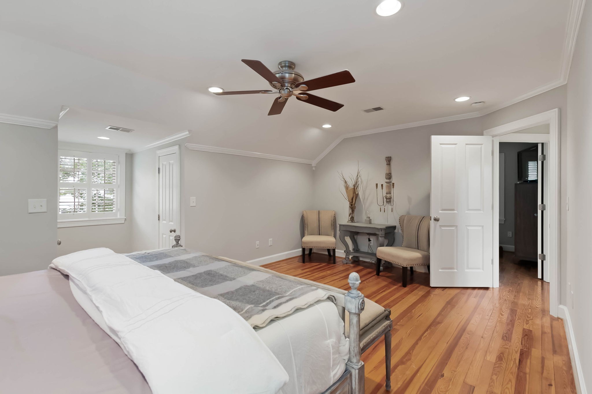 372 Perrolee Street Gallatin, TN 37066 - Photo 16 of 25 a bed room with a bed and a window