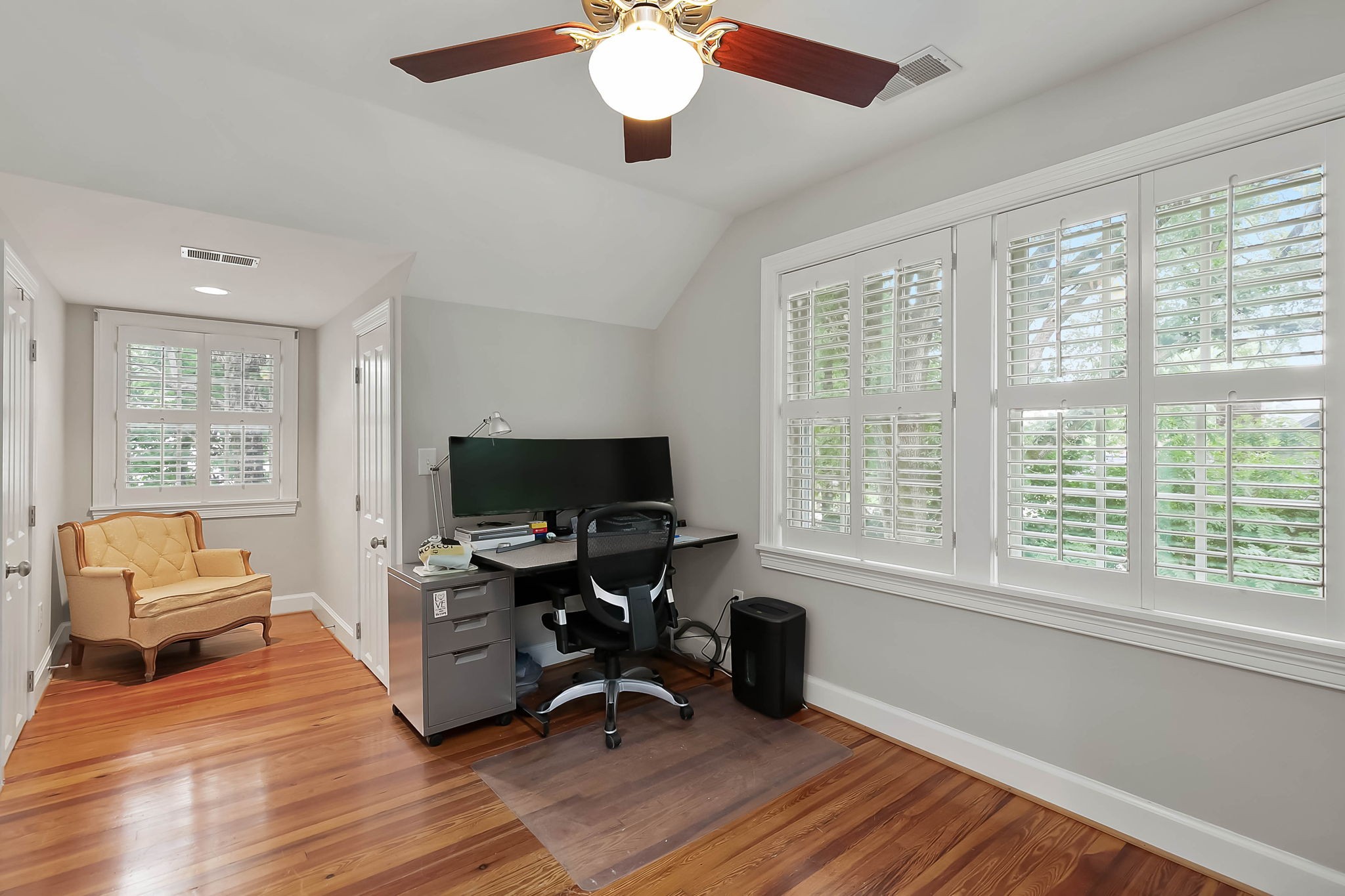 372 Perrolee Street Gallatin, TN 37066 - Photo 20 of 25 a view of a workspace with furniture and a window