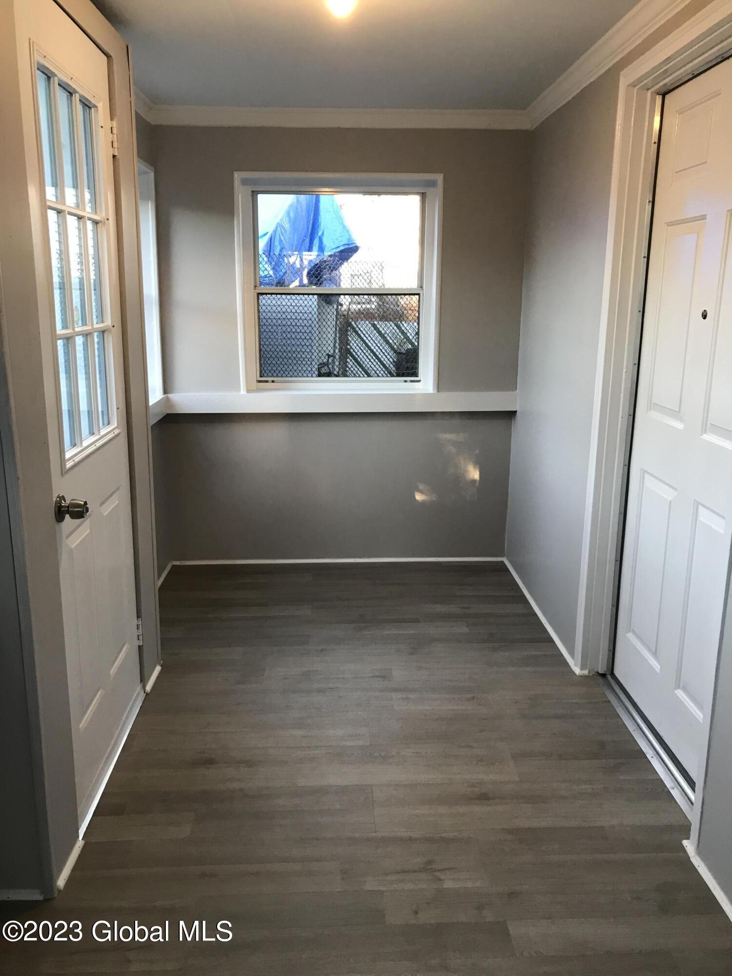 63 Elm Street Schenectady, NY 12304 - Photo 20 of 38 IMG_8391