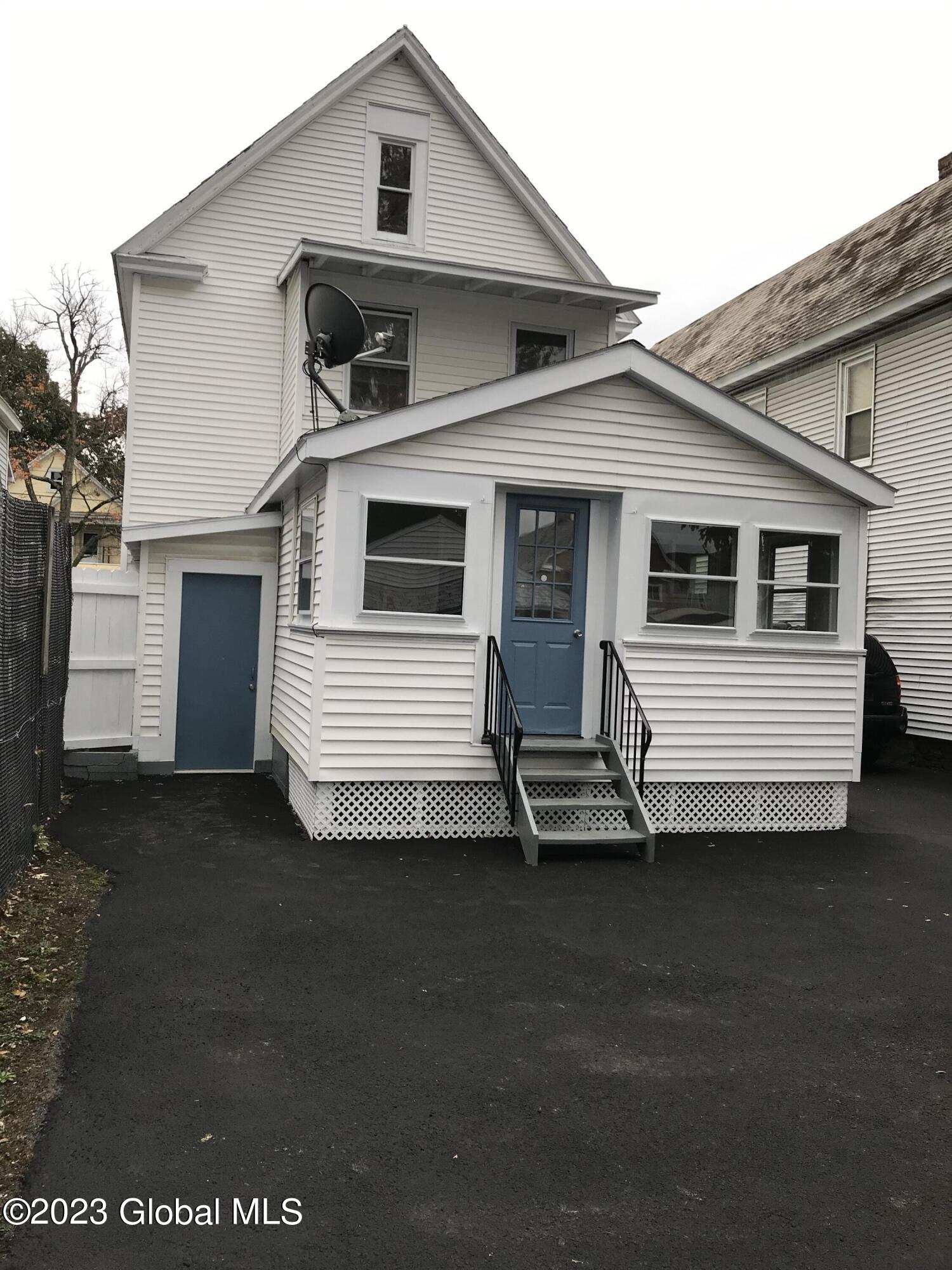 63 Elm Street Schenectady, NY 12304 - Photo 37 of 38 image3