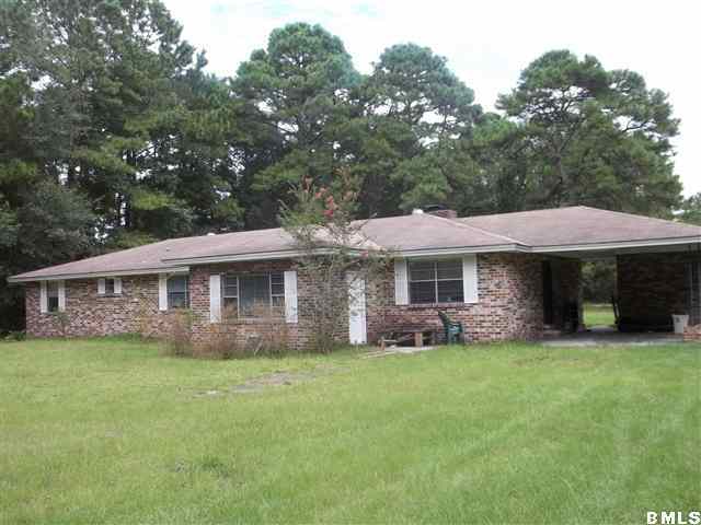 229 Simmonsville Road Bluffton, SC 29910 - Photo 1 of 22 Primary Photo