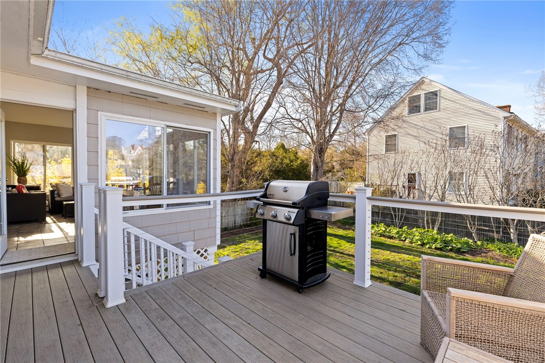 132 Ruggles Avenue Newport, RI 02840 - Photo 25 of 30