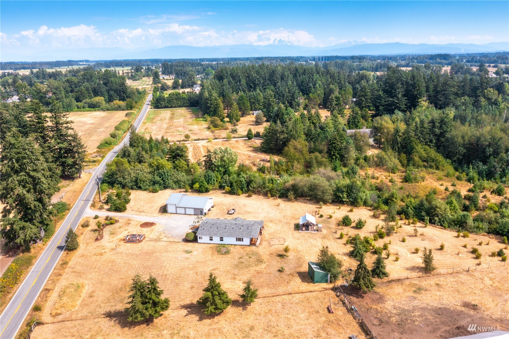 3181 Arnie Road Custer, WA 98240 - Photo 2 of 34
