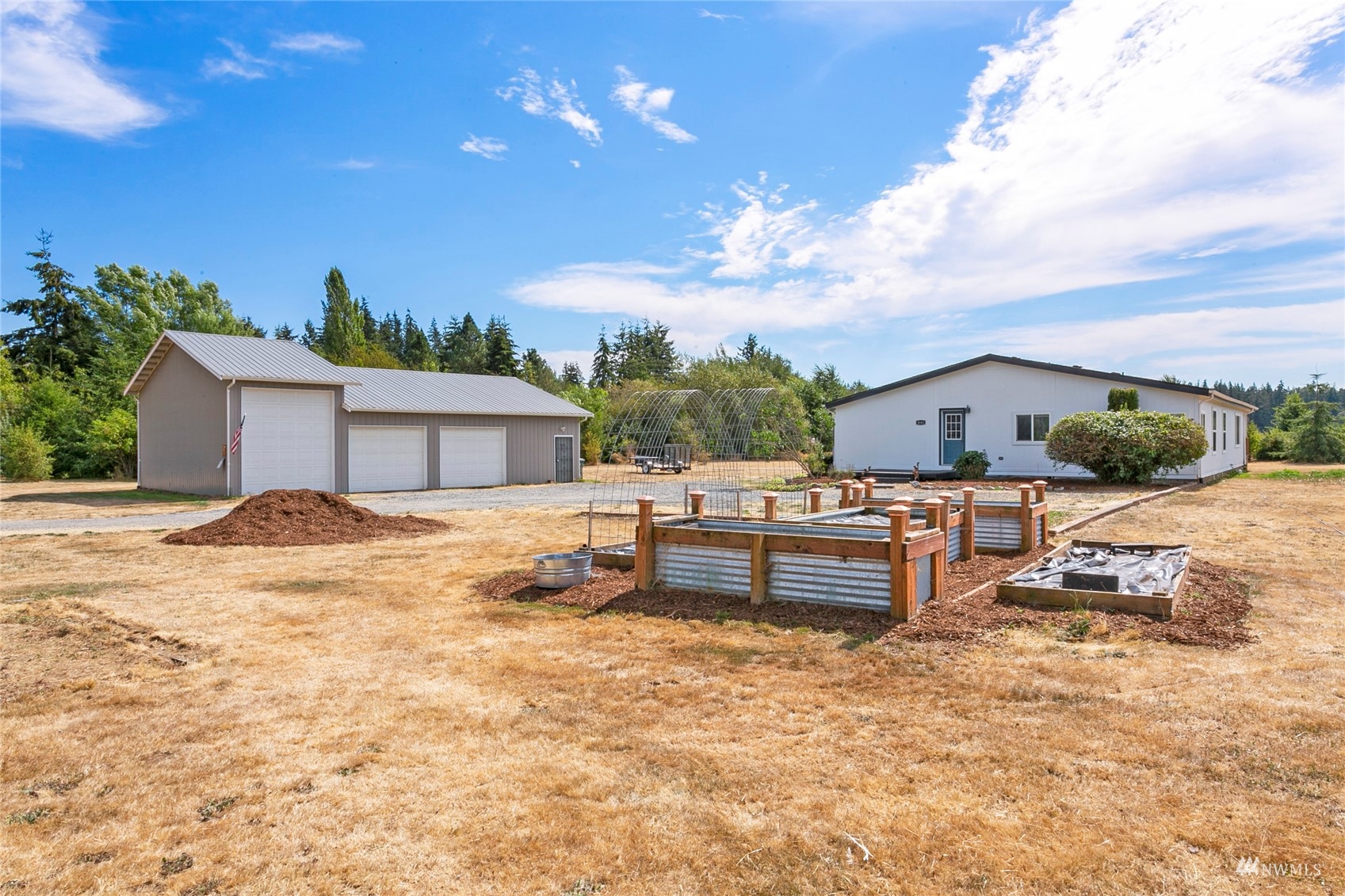 3181 Arnie Road Custer, WA 98240 - Photo 3 of 34
