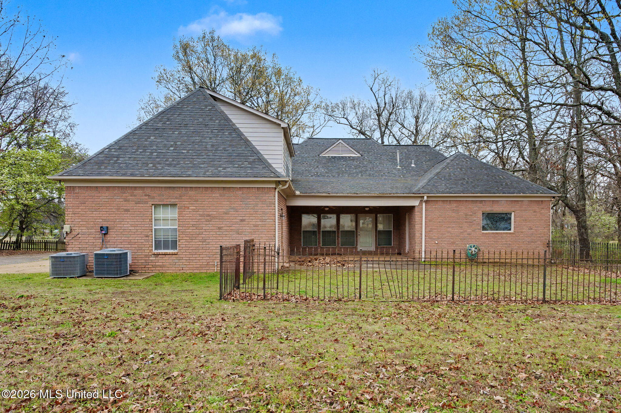 655 Long Street Southaven, MS 38672 - Photo 30 of 41 Rear View