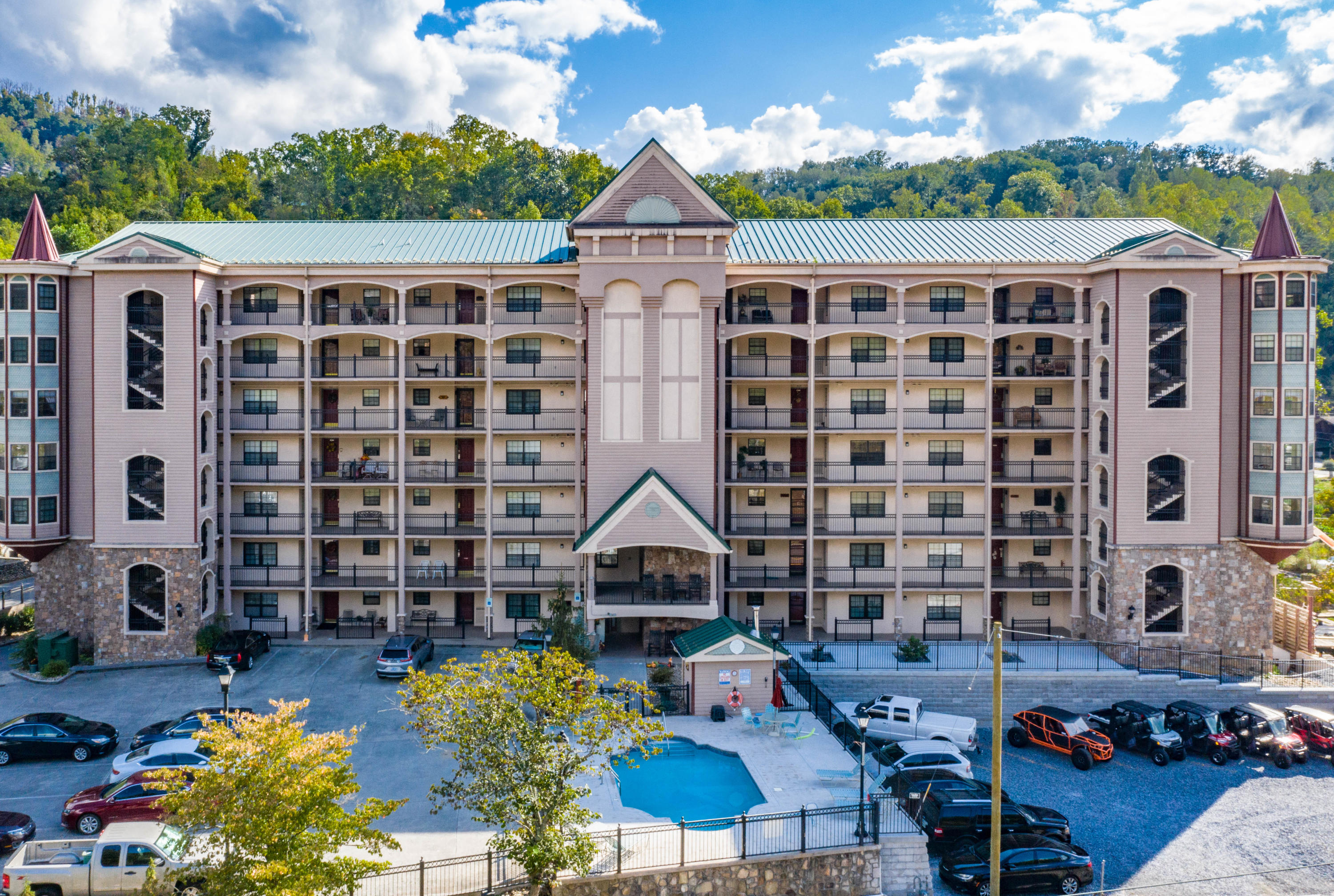 210 Roaring Fork Road, Unit 605 Gatlinburg, TN 37738 - Photo 20 of 28 DJI_0164