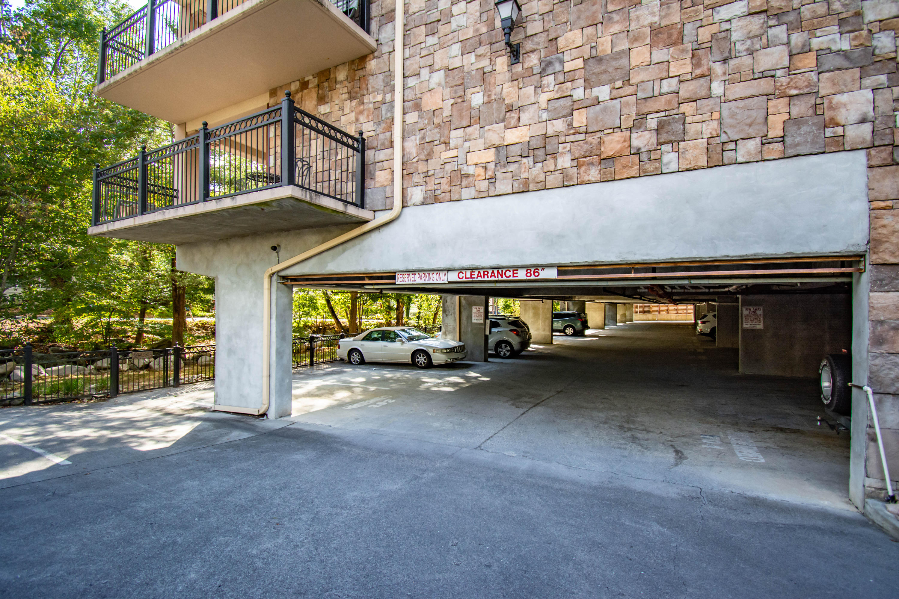 210 Roaring Fork Road, Unit 605 Gatlinburg, TN 37738 - Photo 26 of 28 DSC_0367