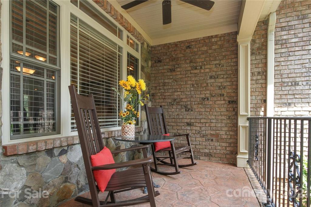 7013 Montgomery Road Clover, SC 29710 - Photo 4 of 38 Gallery Image 4