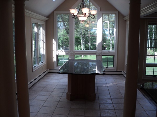 21 Howland Road Berkley, MA 02779 - Photo 7 of 30 Gallery Image 7