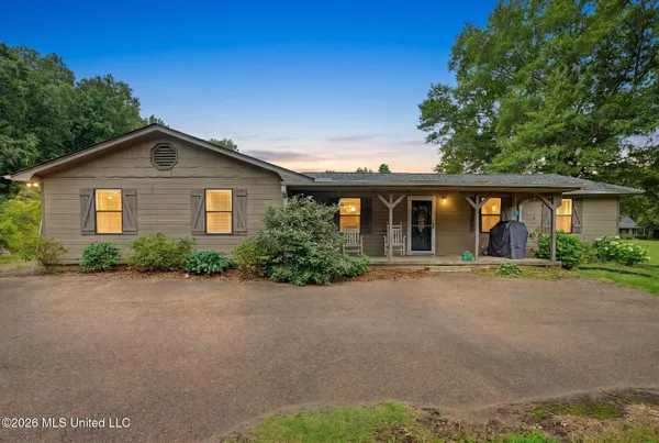 $239,900 | 282 Wallace Drive, Coldwater, MS 38618