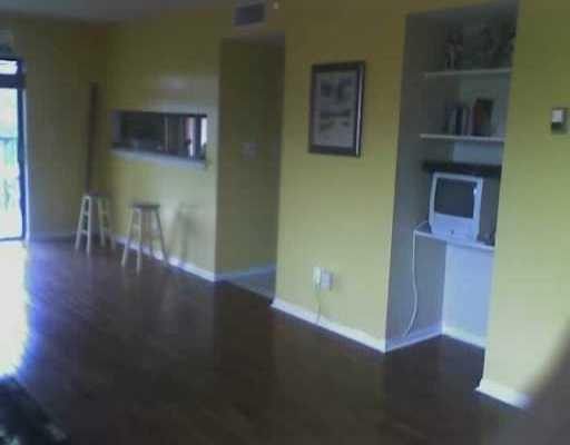 3252 Foxcroft Road, Unit 301 Miramar, FL 33025 - Photo 3 of 6 Living Room