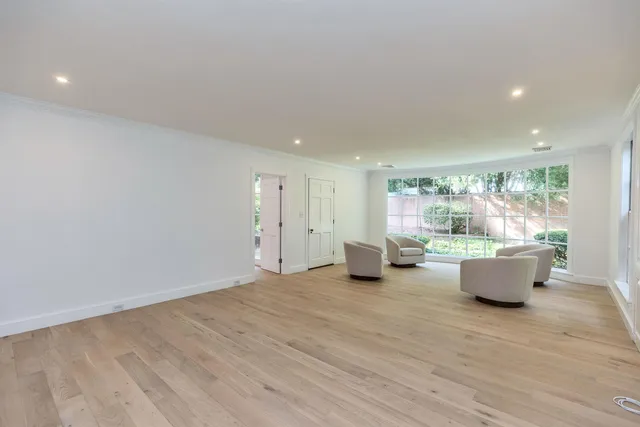 $1,050,000 | 120 Ledgewood Road, Manchester, NH 03104