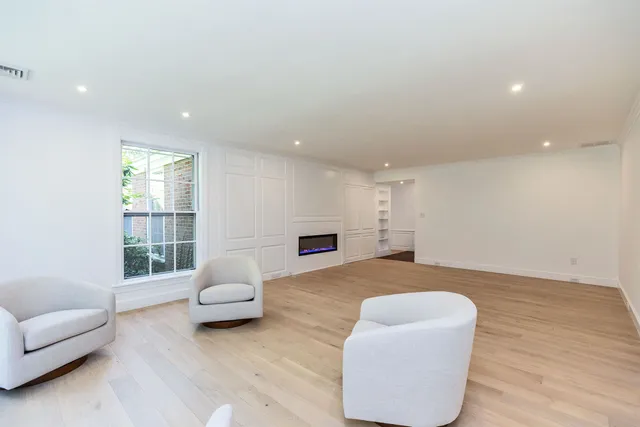 $1,050,000 | 120 Ledgewood Road, Manchester, NH 03104