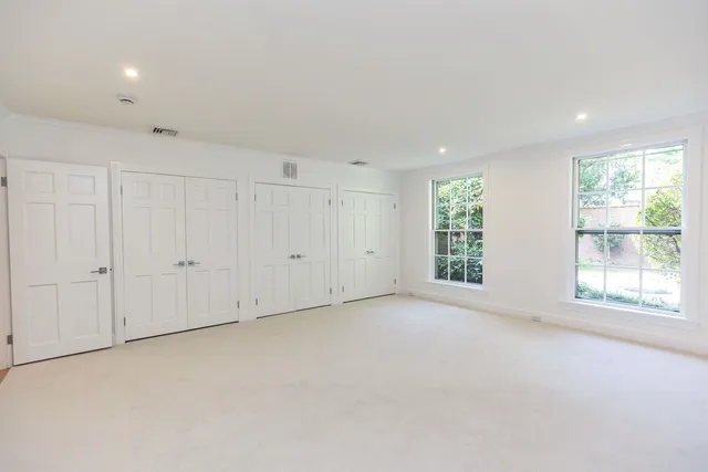 $1,050,000 | 120 Ledgewood Road, Manchester, NH 03104