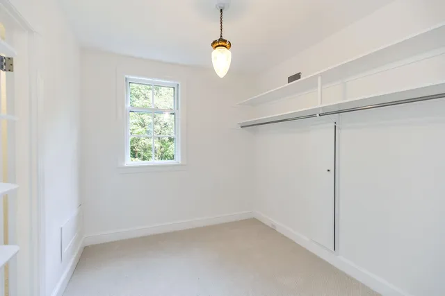 $1,050,000 | 120 Ledgewood Road, Manchester, NH 03104