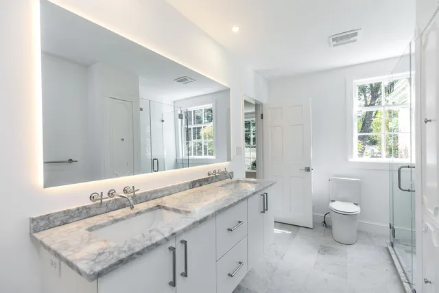 $1,050,000 | 120 Ledgewood Road, Manchester, NH 03104