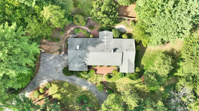 $1,050,000 | 120 Ledgewood Road, Manchester, NH 03104