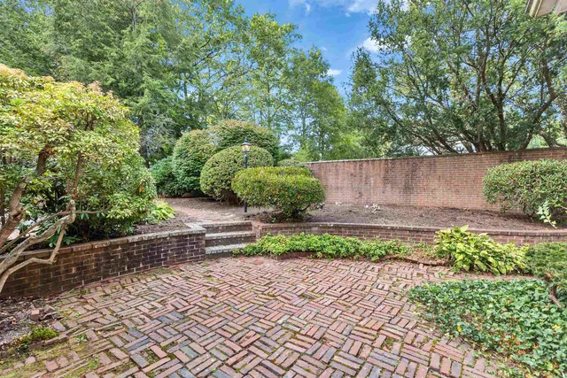 $1,050,000 | 120 Ledgewood Road, Manchester, NH 03104