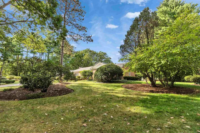 $1,050,000 | 120 Ledgewood Road, Manchester, NH 03104