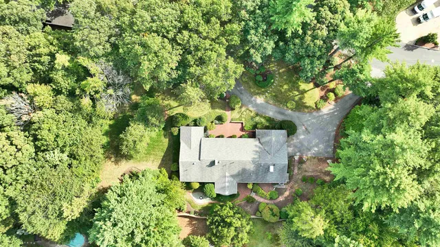 $1,050,000 | 120 Ledgewood Road, Manchester, NH 03104