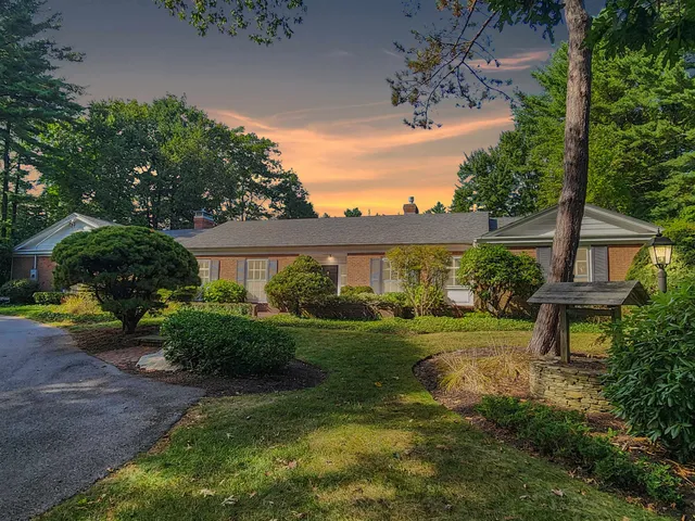 $1,050,000 | 120 Ledgewood Road, Manchester, NH 03104