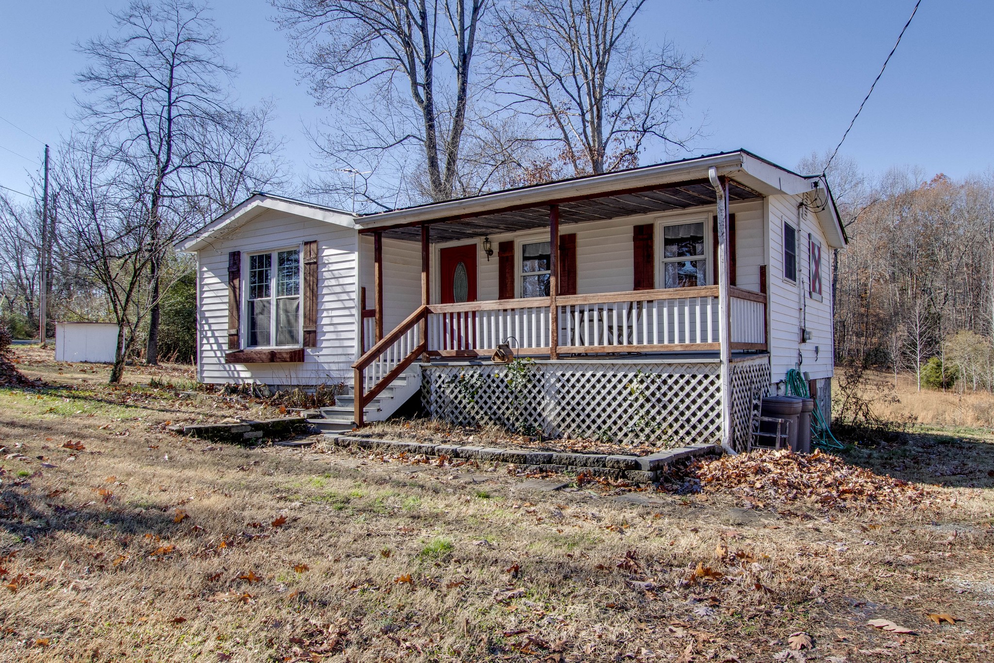 1323 Old Stage Road Charlotte, TN 37036 - Photo 3 of 24 Gallery Image 3
