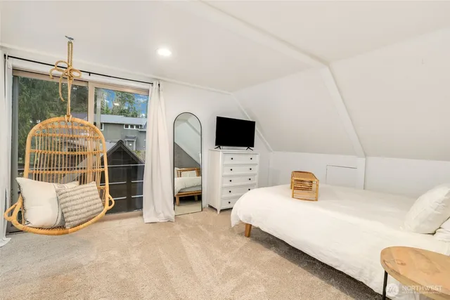 $1,320,000 | 12528 Clear Lake North Road East, Eatonville, WA 98328