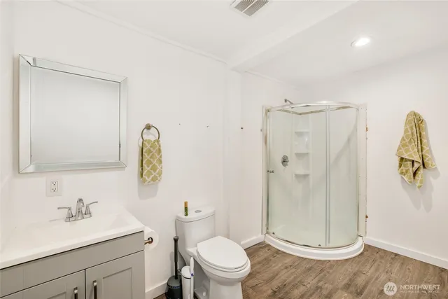 $1,320,000 | 12528 Clear Lake North Road East, Eatonville, WA 98328