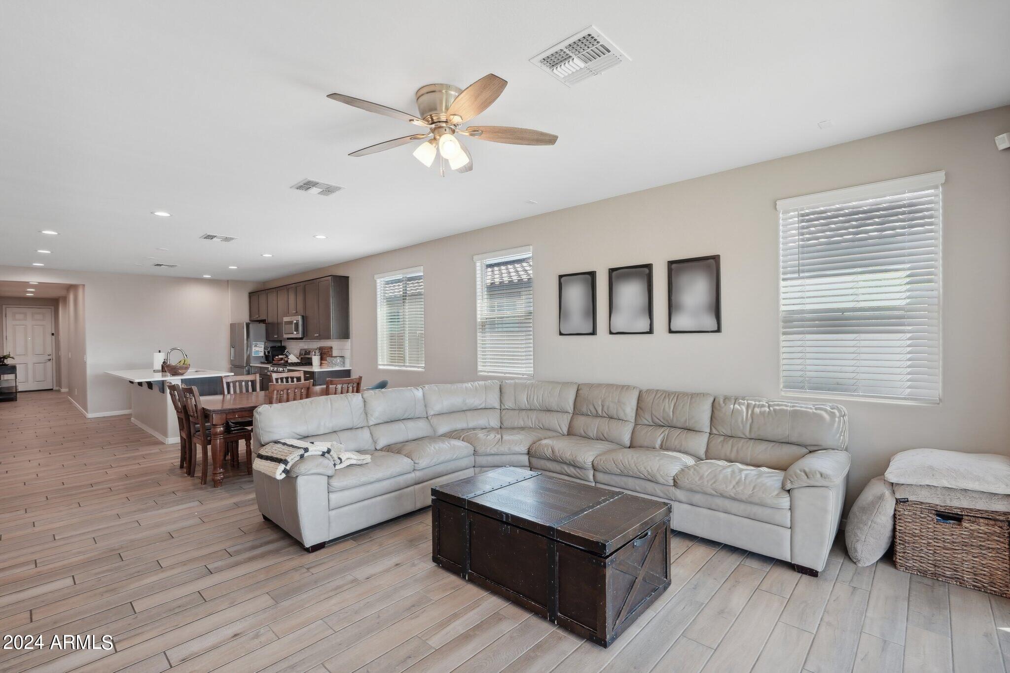 17823 West Bajada Road Surprise, AZ 85387 - Photo 8 of 48 Living Room