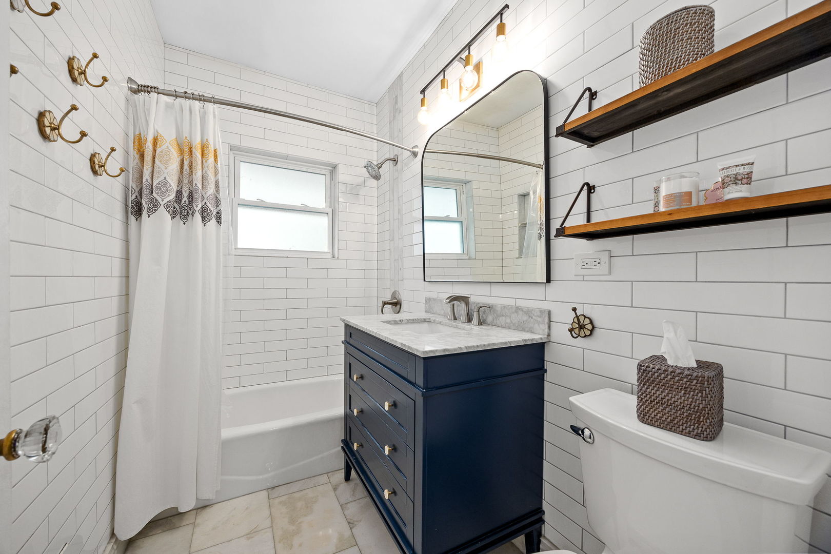 310 Shenstone Road Riverside, IL 60546 - Photo 22 of 47 Gallery Image 22