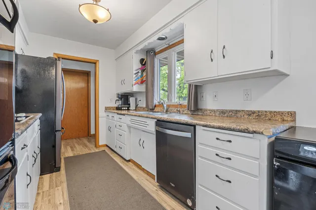 $374,900 | 2212 5th Street South, Moorhead, MN 56560