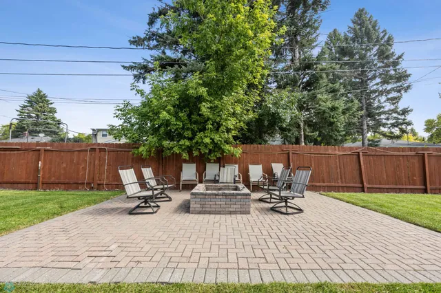 $374,900 | 2212 5th Street South, Moorhead, MN 56560