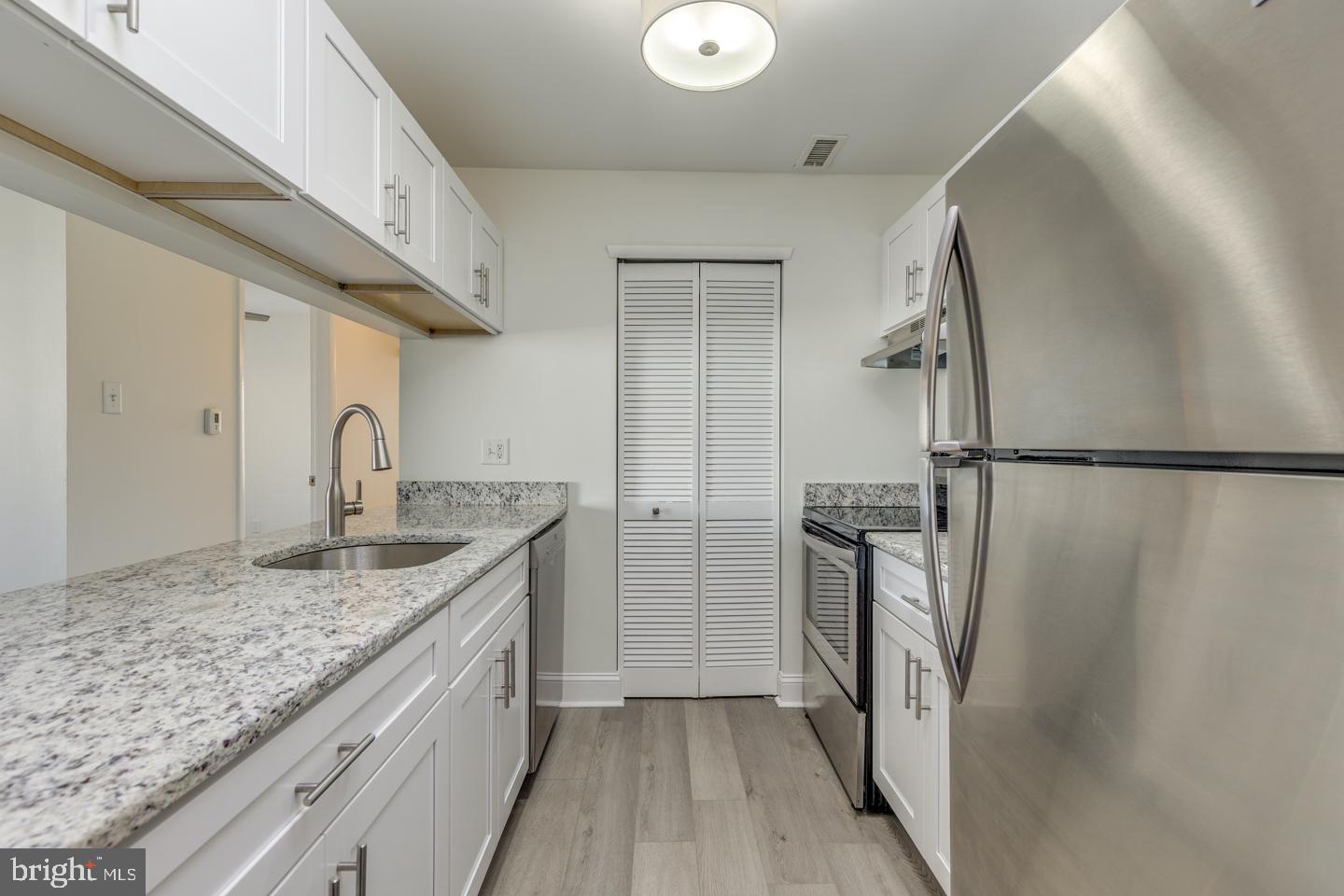 The Woods Cherry Hill, Unit 514 Cherry Hill, NJ 08003 - Photo 5 of 15 New cabinets and granite