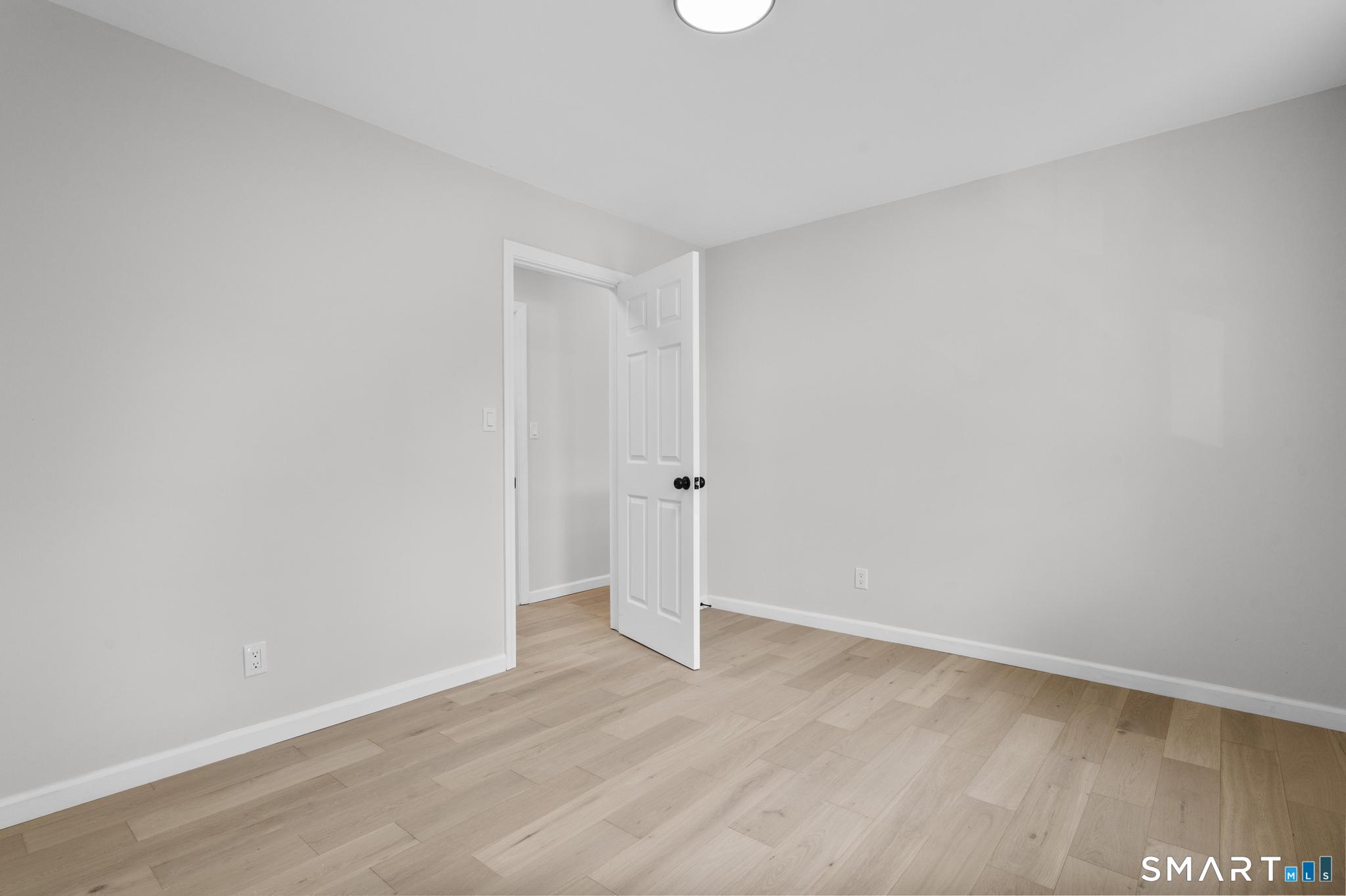 93 North Prospect St Extension Ansonia, CT 06401 - Photo 15 of 31