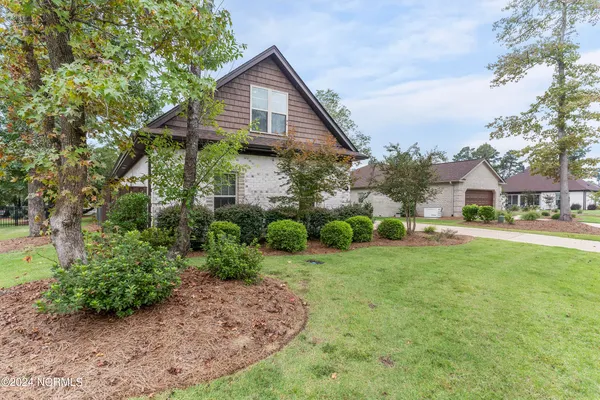 $725,000 | 656 Jenoa Drive, Castle Hayne, NC 28429