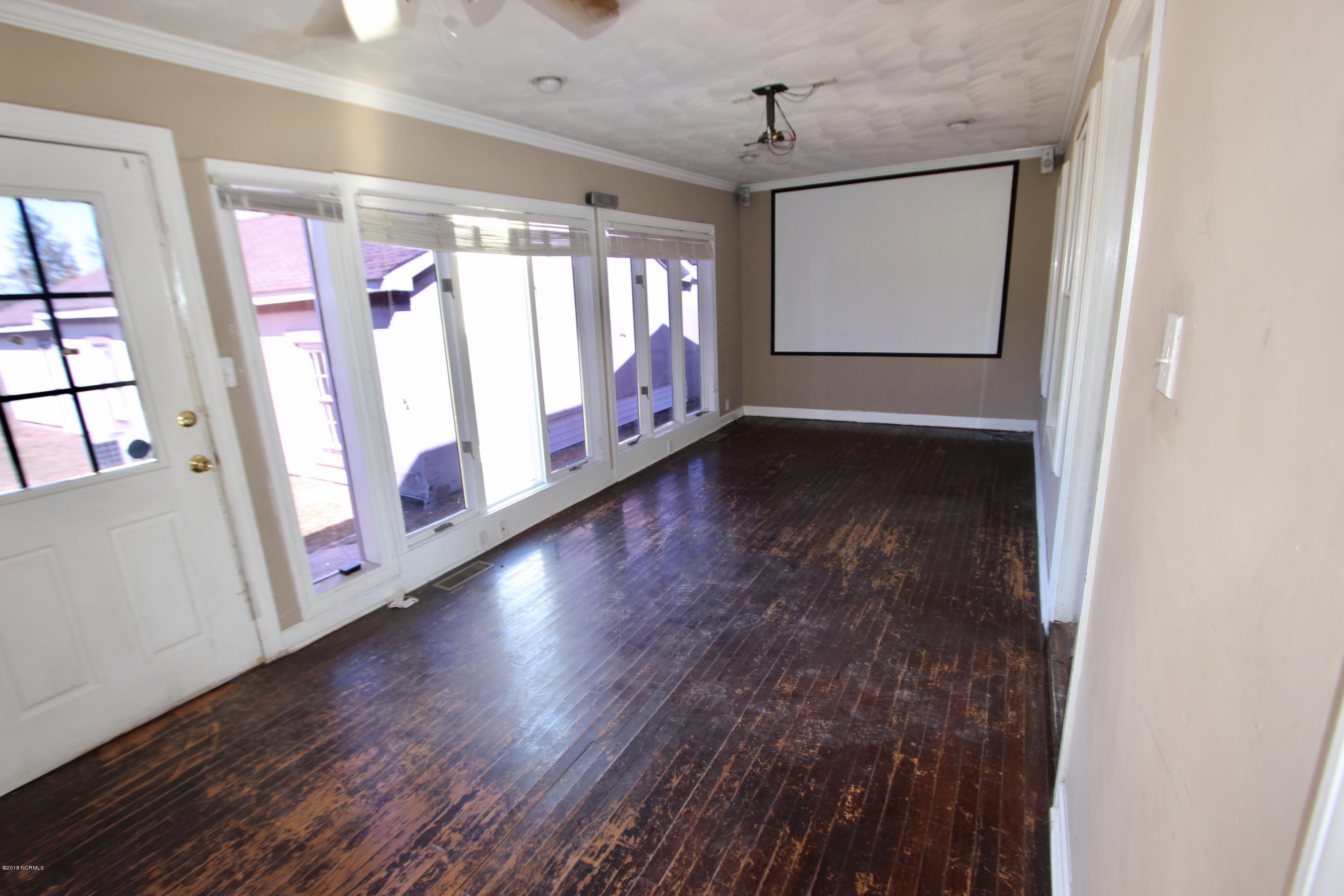 192 Long Farm Road Garysburg, NC 27831 - Photo 10 of 28 fullsizeoutput_17ef