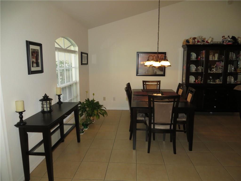 387 Southwest Ridgecrest Drive Port St. Lucie, FL 34953 - Photo 4 of 34 Gallery Image 4