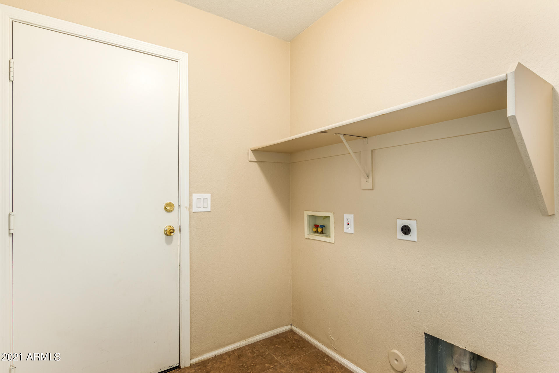 4613 West Beverly Road Laveen, AZ 85339 - Photo 13 of 25 13 - Beverly