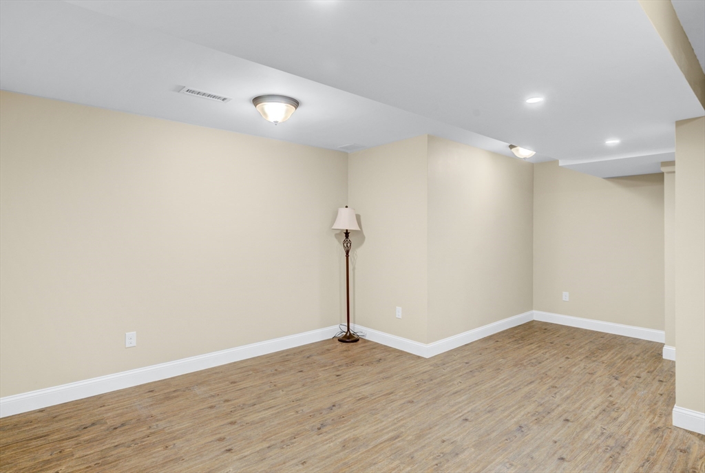 7 Glendale Road Hopedale, MA 01747 - Photo 29 of 40 Gallery Image 29